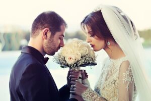 Pourquoi choisir un livre d’or audio pour son mariage